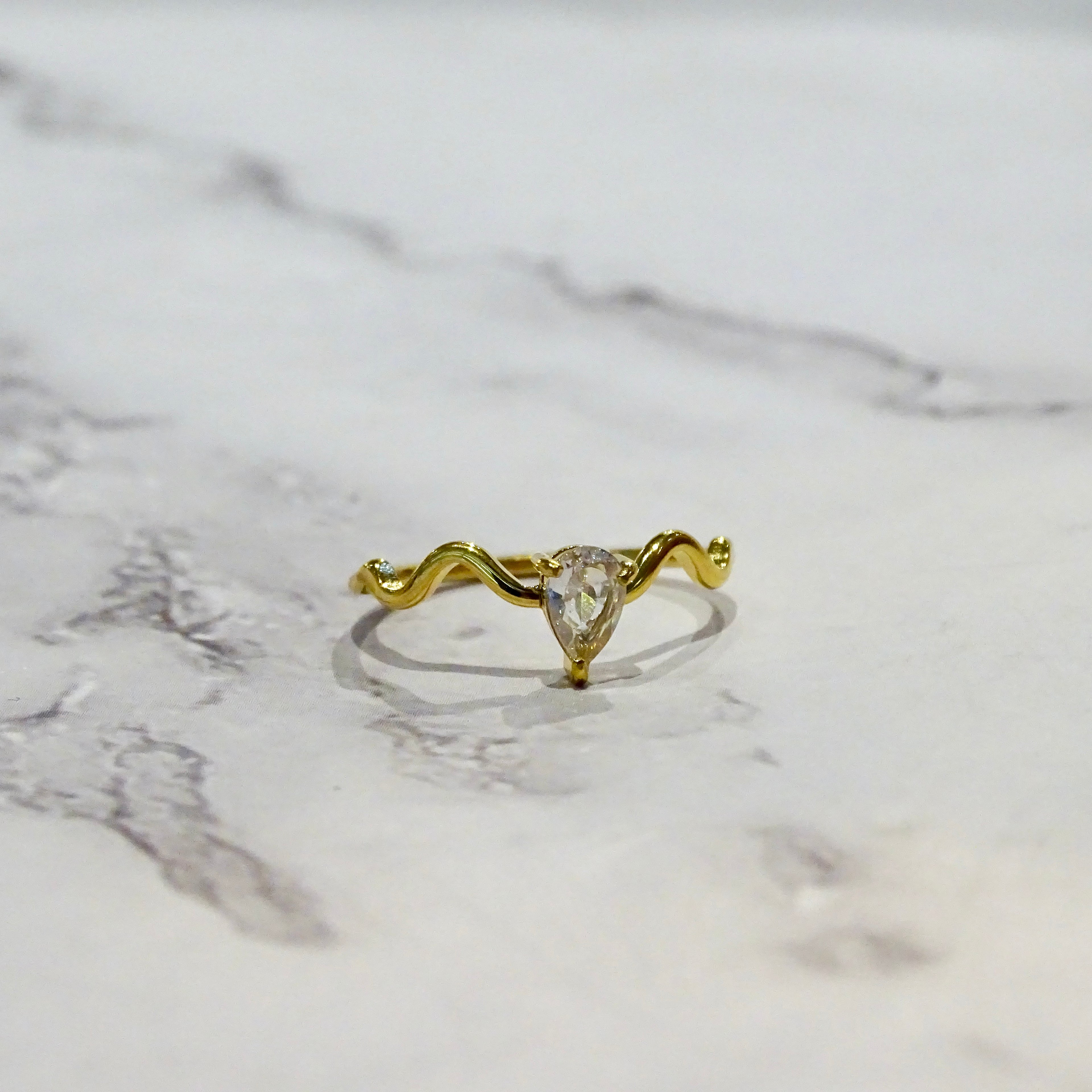 Anillo Acero Inoxidable Shinny Zigzag y Gota