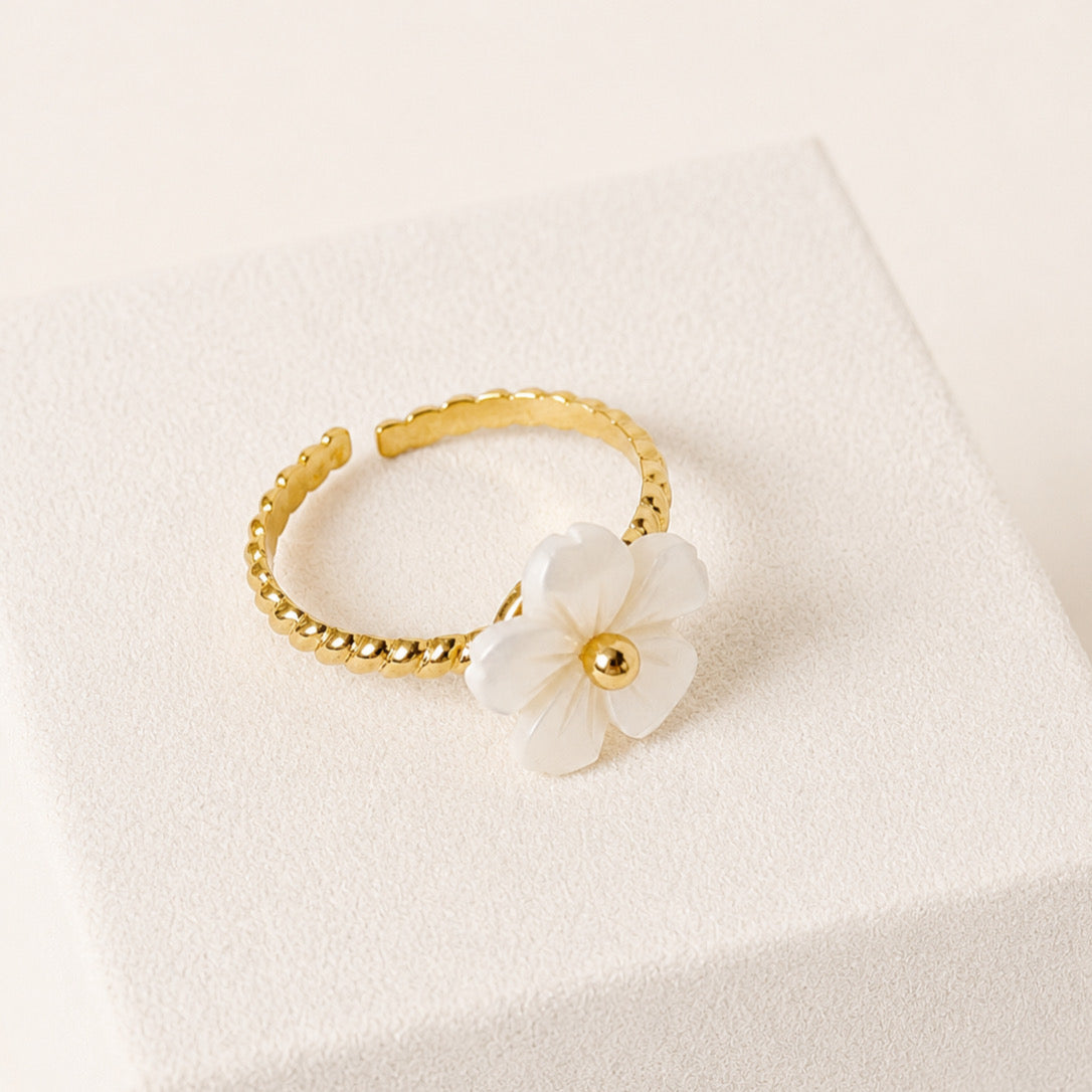 Anillo Acero Inoxidable Flor Blanca