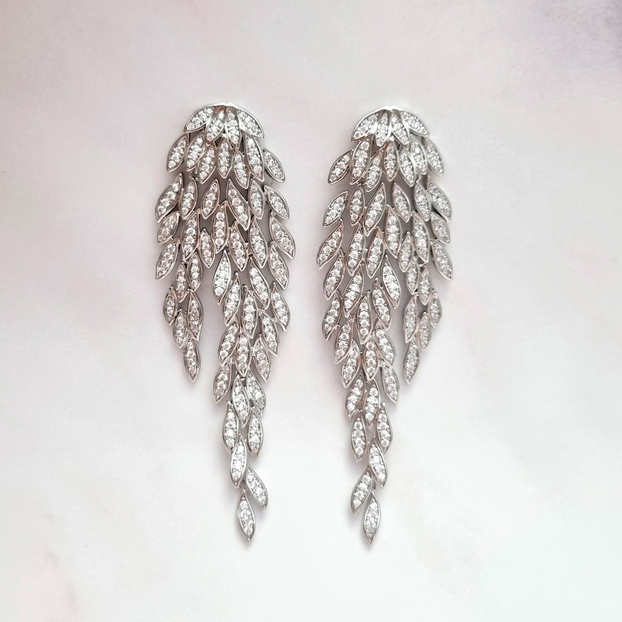 Aretes Baño de Rodio Largos Hojas