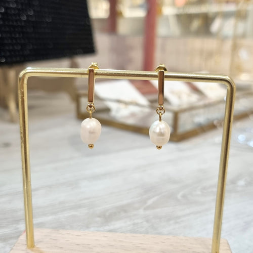 Aretes Chapa de Oro Perla