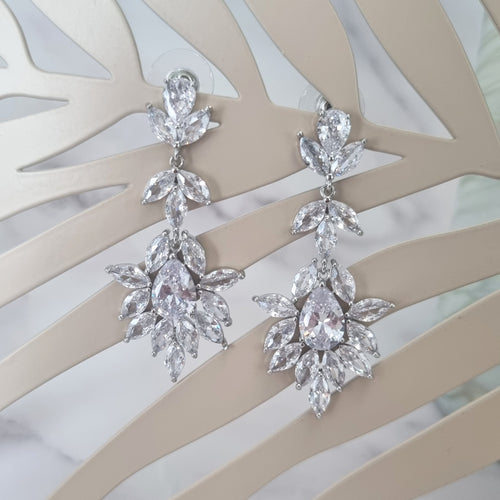 Aretes Laura