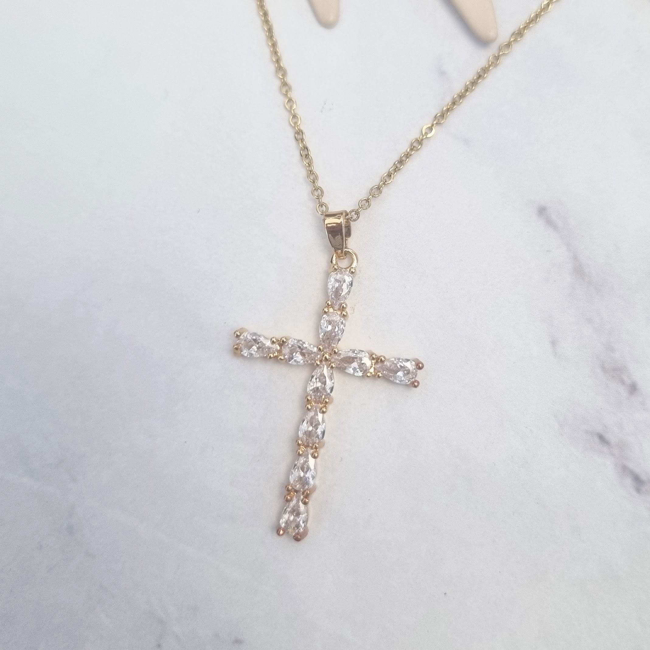 Collar Acero Inoxidable Cruz con Zirconia