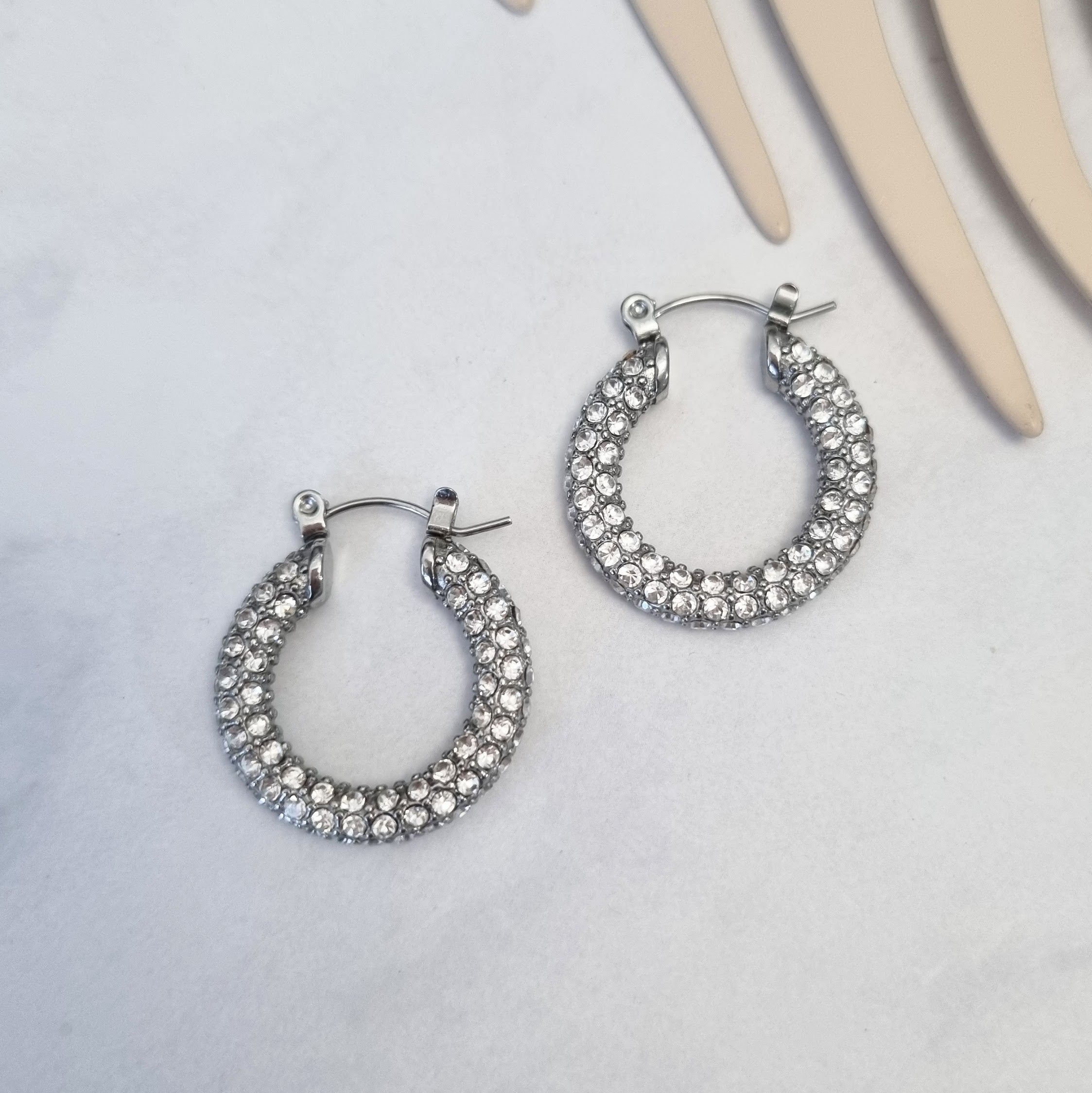 Arracadas Acero Inoxidable Puntitos