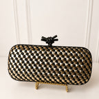 Bolsa Negra con Dorado y Nudo de Broche