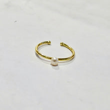 Cargar imagen en el visor de la galería, Anillo Acero Inoxidable Skinny con Perla