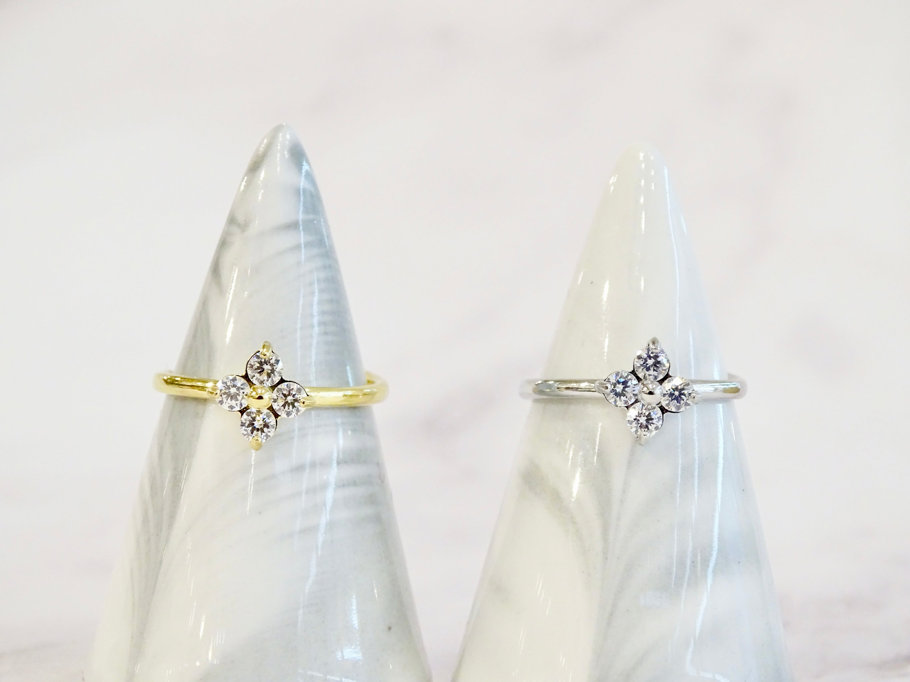 Anillo Acero Inoxidable Flor Ajustable