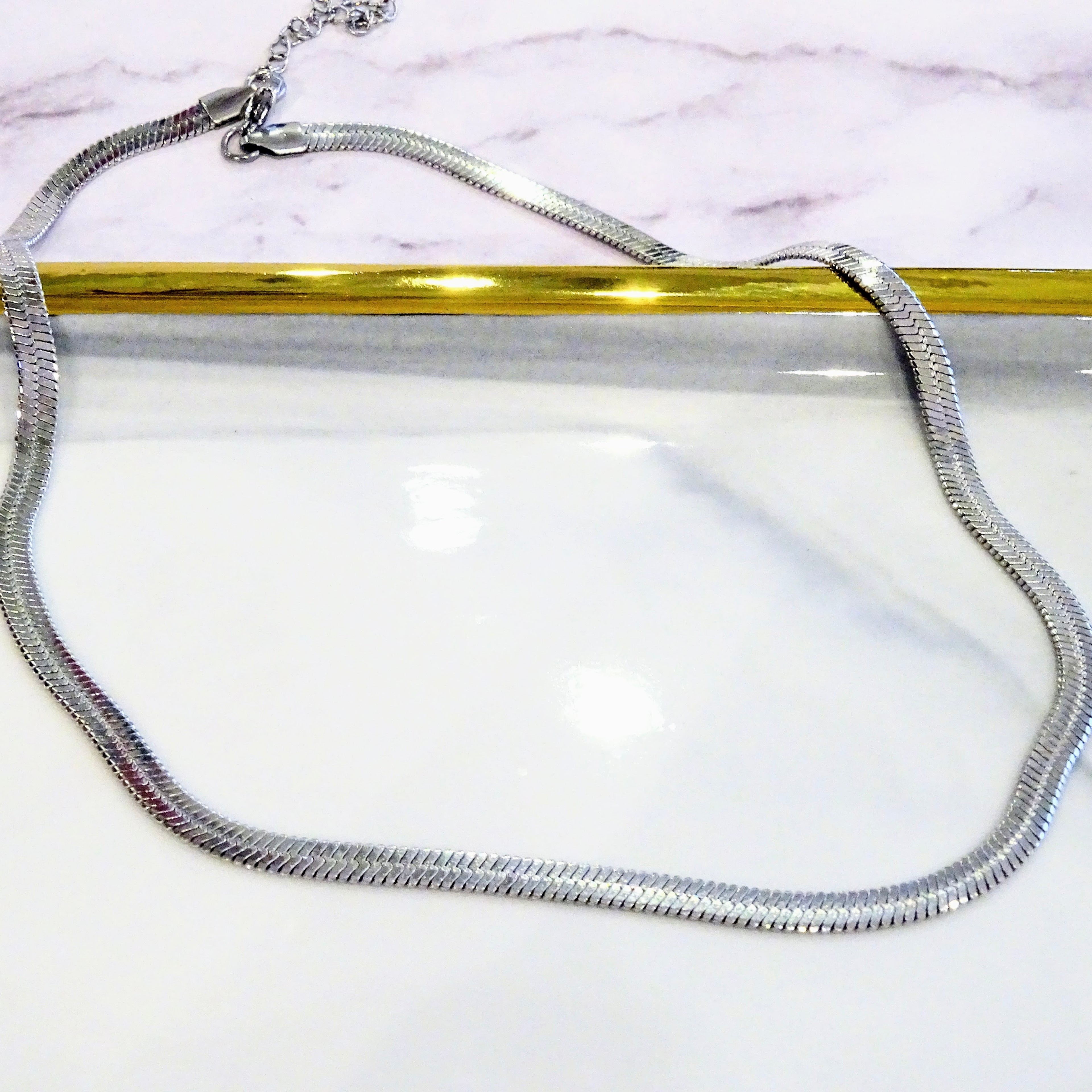 Collar Plateado Acero Inoxidable Plana Delgada 5 mm