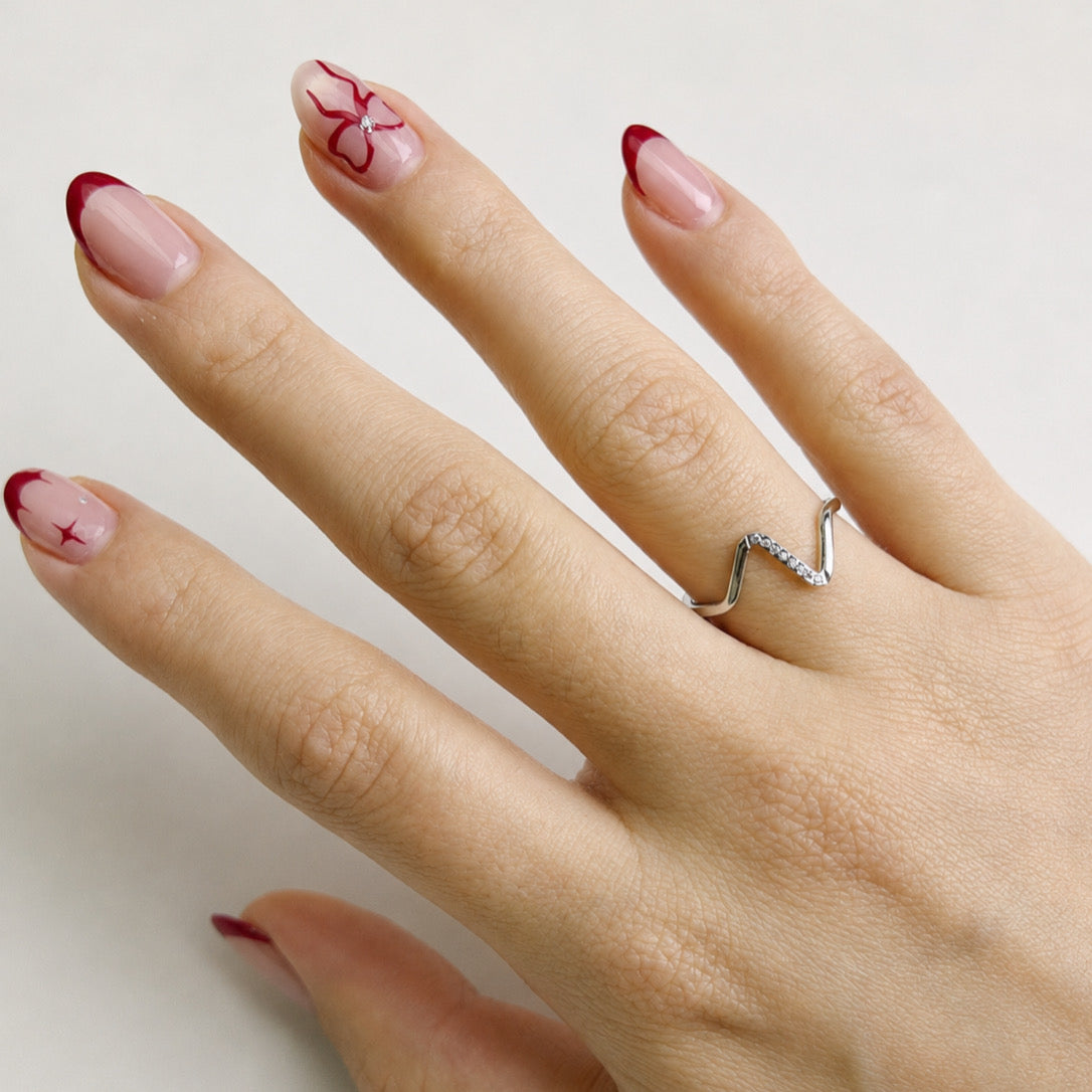 Anillo Ajustable ZigZag Con Cristales