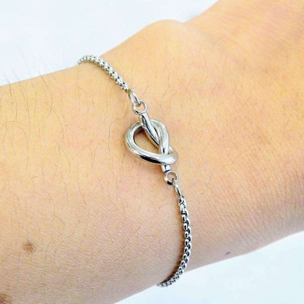 Pulsera Acero Inoxidable Ajustable con Nudo