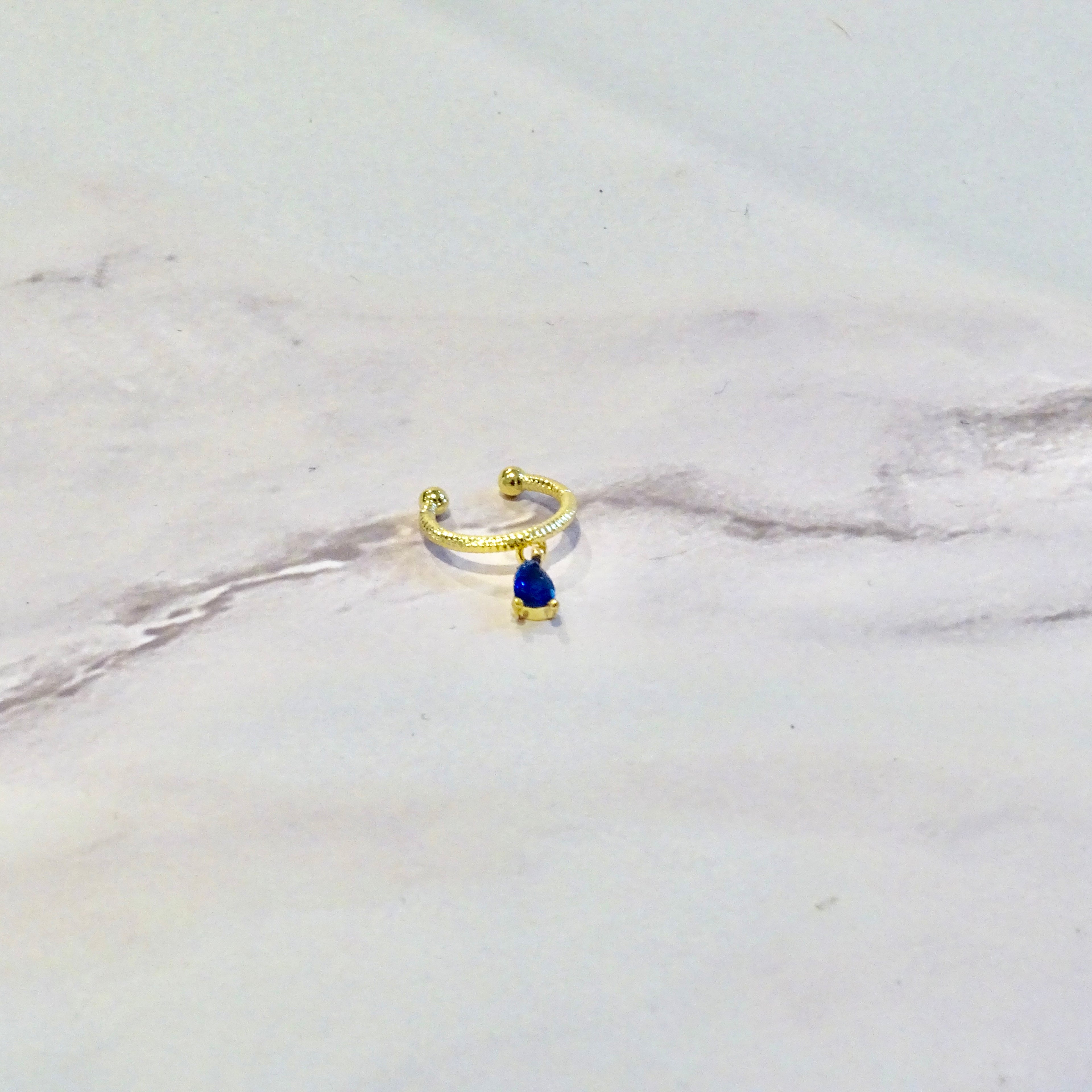 Earcuff Plata .925 con Chapa de Oro Piedra Azul