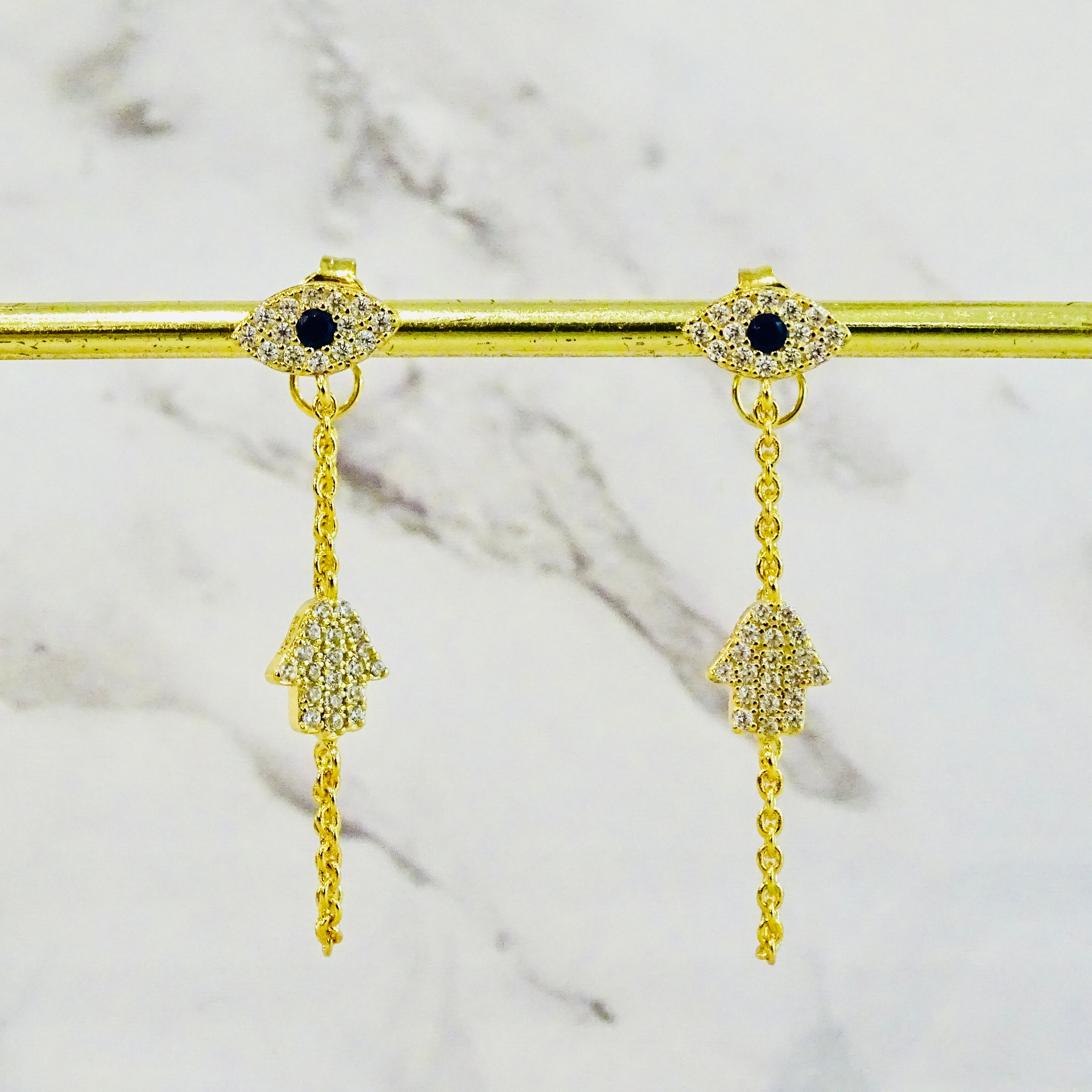 Aretes Plata 925 con Chapa de Oro Ojito con Manita