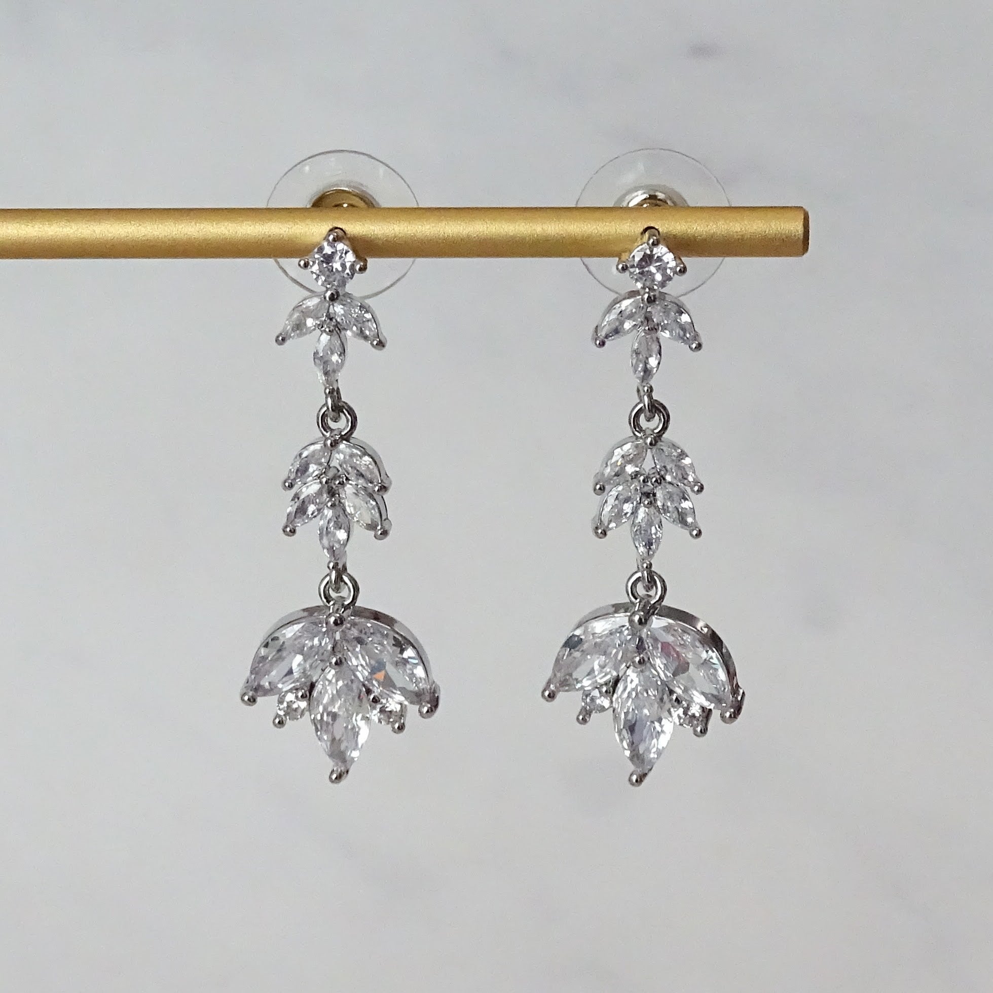 Aretes Naomi Plateados