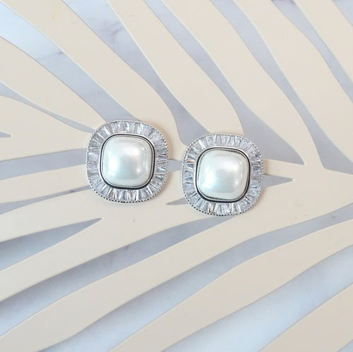 Aretes Rodio Cuadro con Perla y Baguette