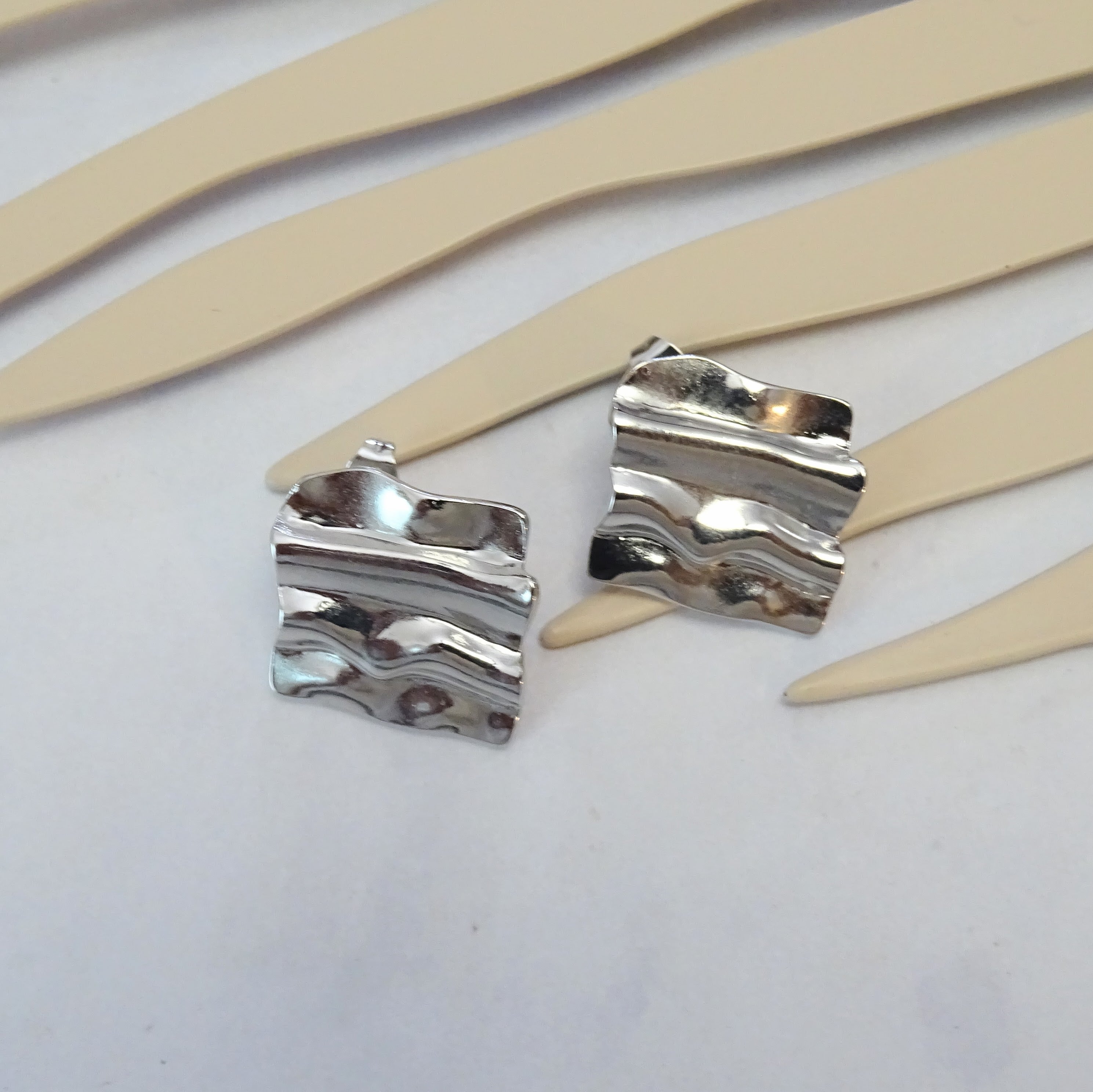 Aretes Acero Inoxidable Cuadro Ondulado Chico