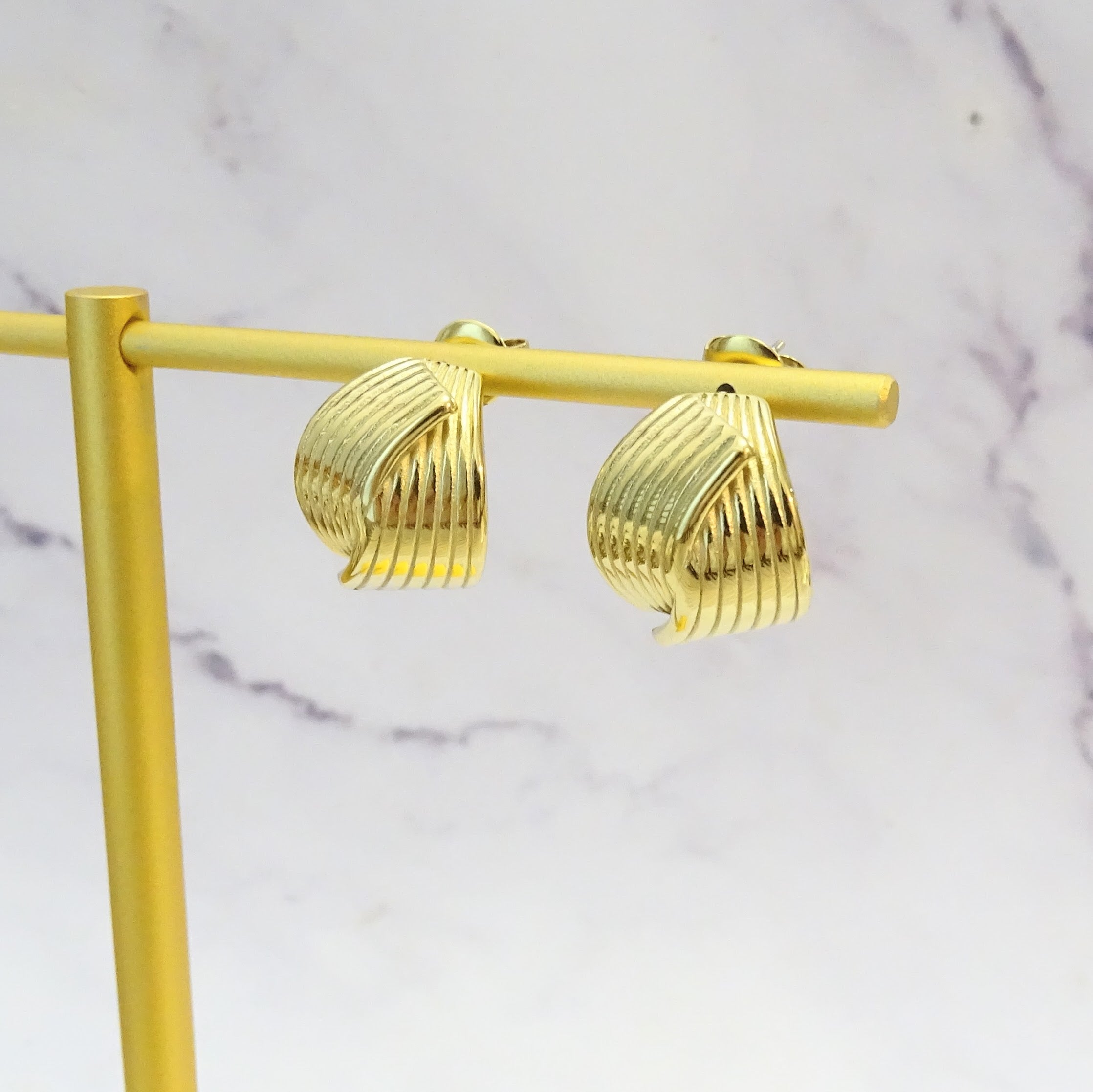 Aretes Acero Inoxidable Nudo Canasta