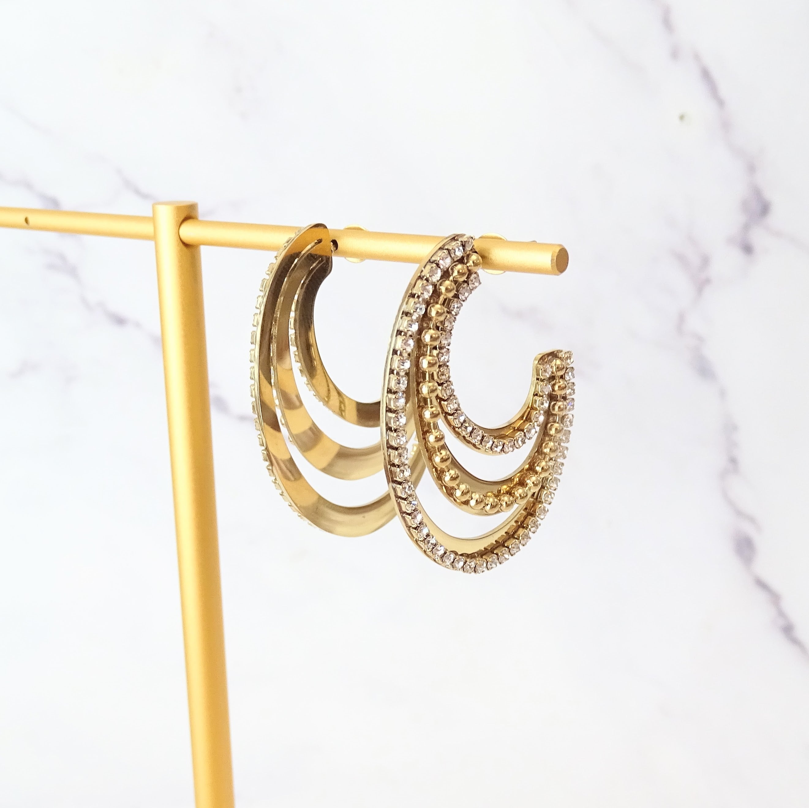 Aretes Acero Inoxidable Curva con Cristales