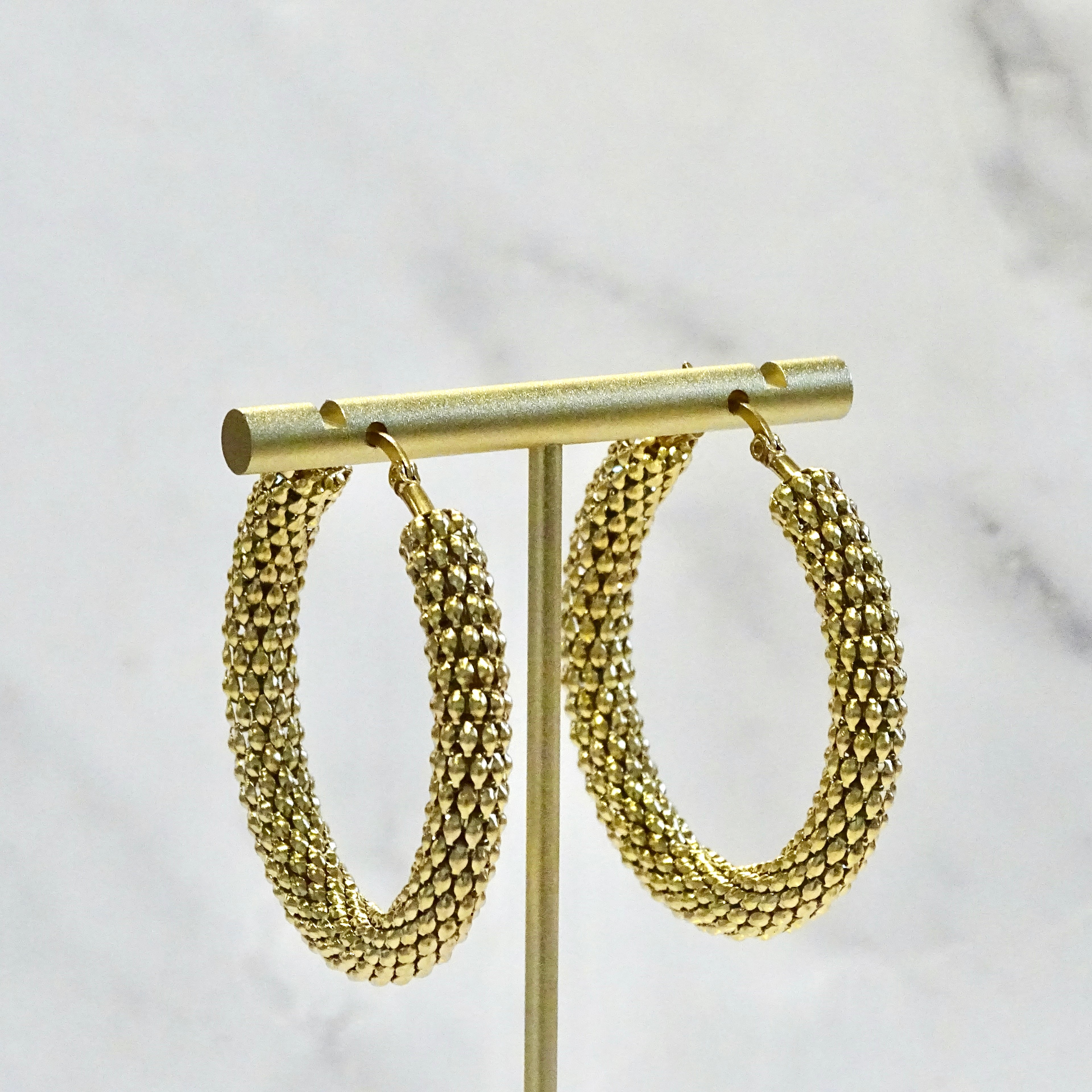 Arracadas Acero Inoxidable Escama Dorada Chica