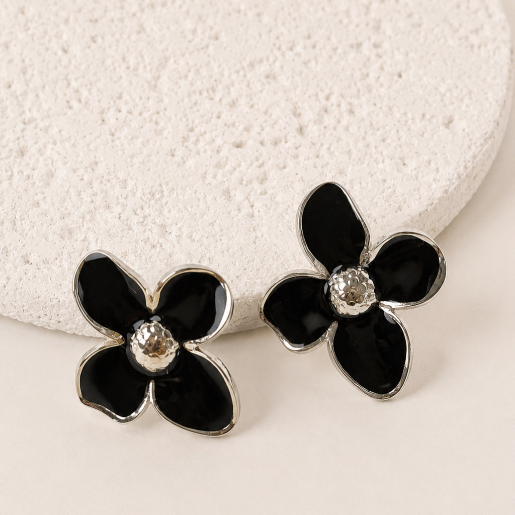 Aretes Acero Inoxidable Flor negra 4 pétalos