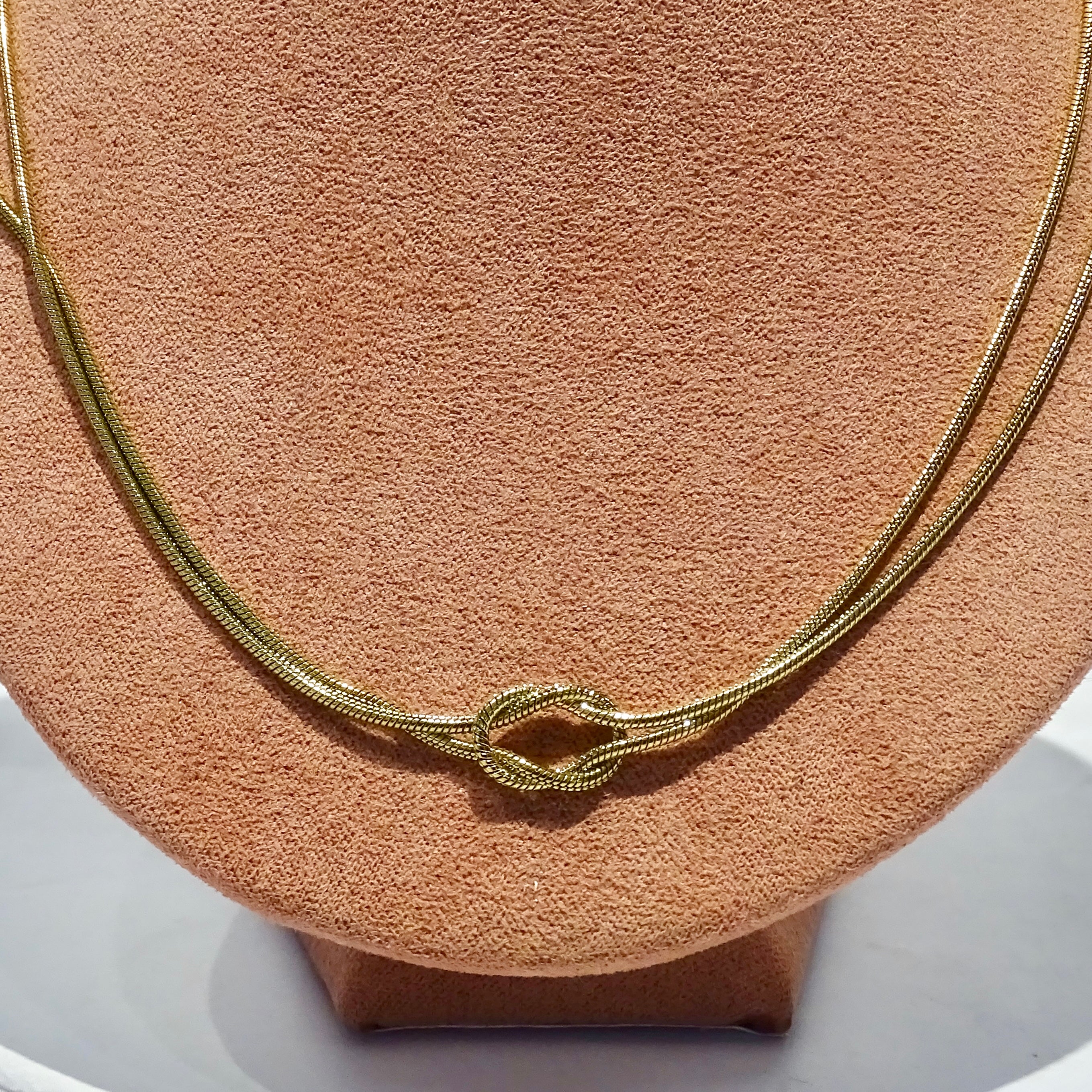 Collar Acero Inoxidable Nudo Doble