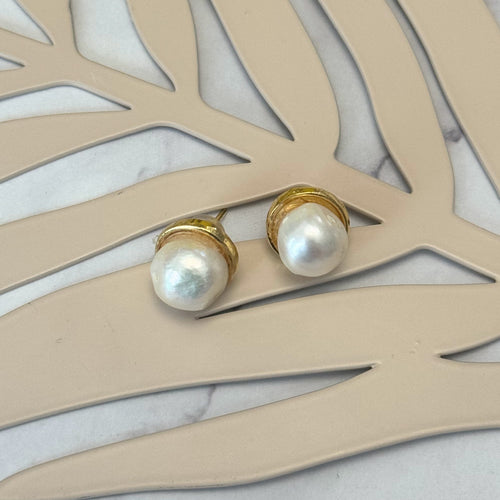 Aretes Oro Laminado con Perla Natural
