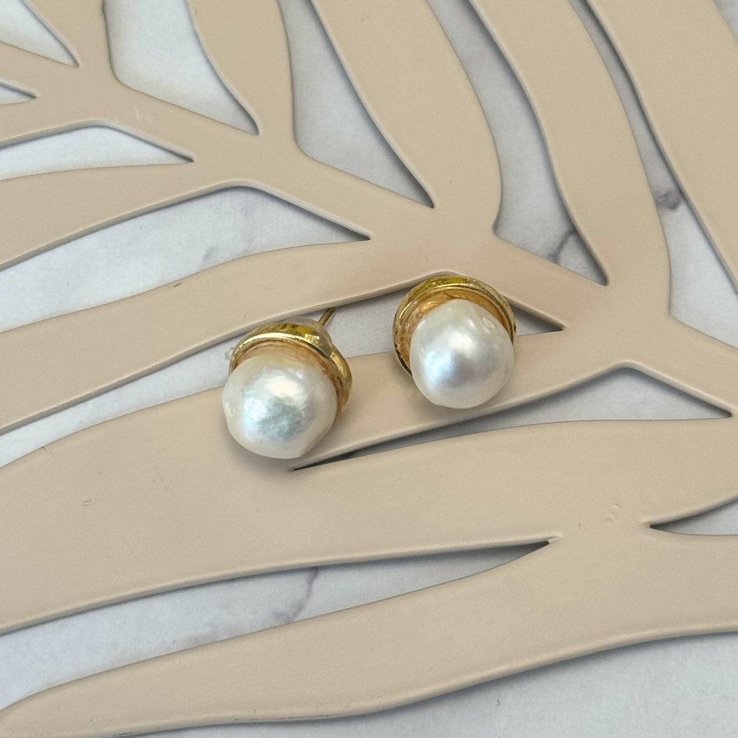 Aretes Oro Laminado con Perla Natural