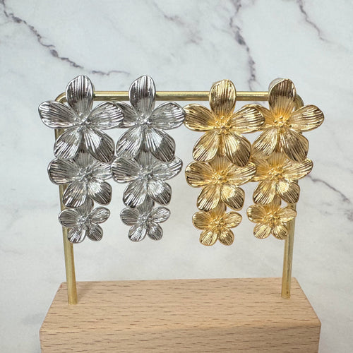 Aretes Oro Laminado 3 Flores