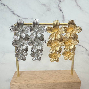 Aretes Oro Laminado 3 Flores