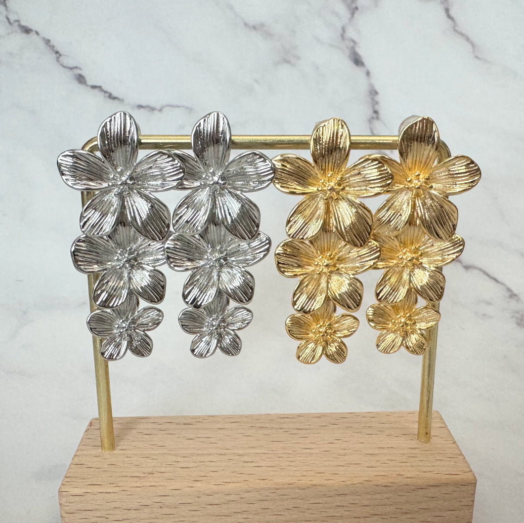 Aretes Oro Laminado 3 Flores