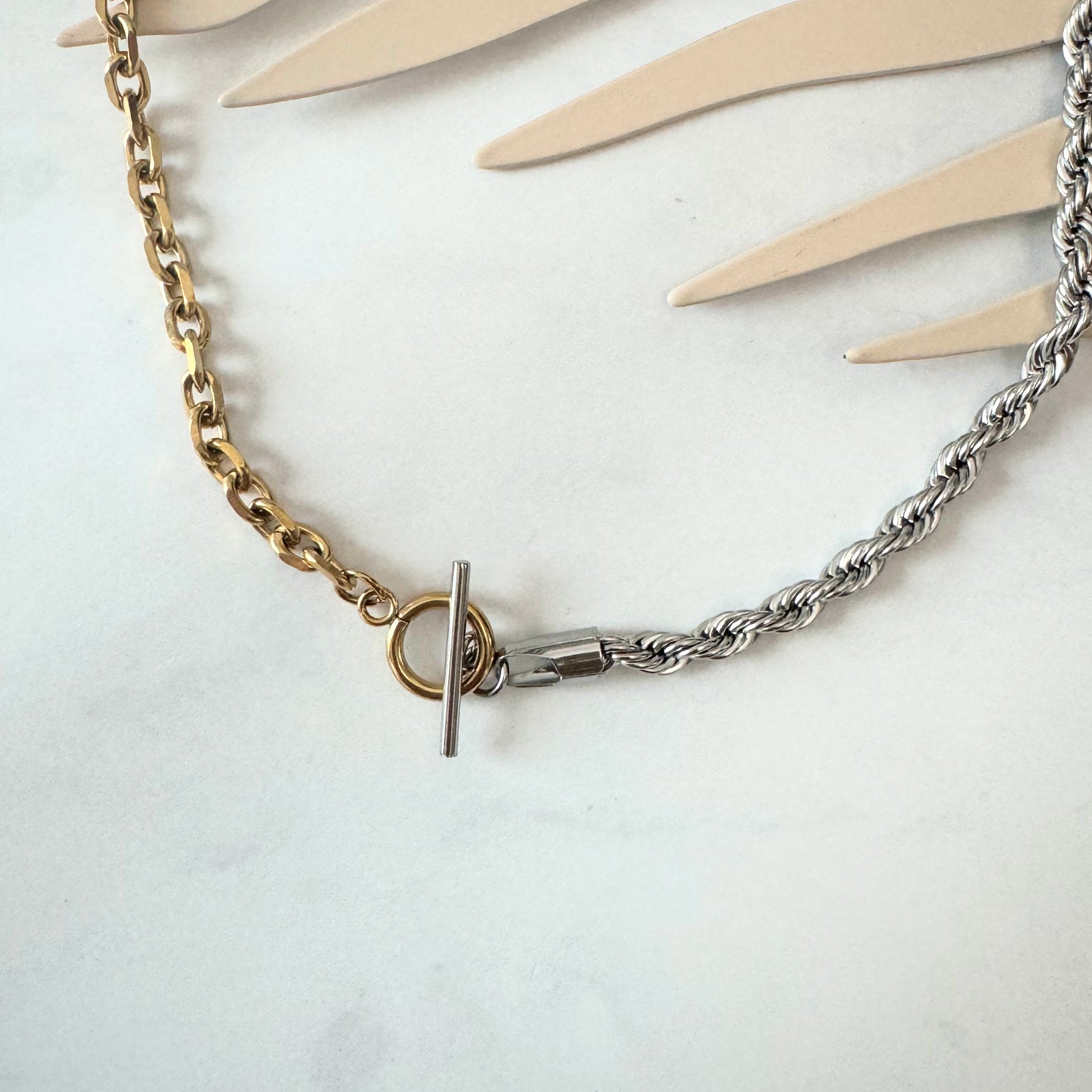 Collar Acero Inoxidable Torsal con Eslabon