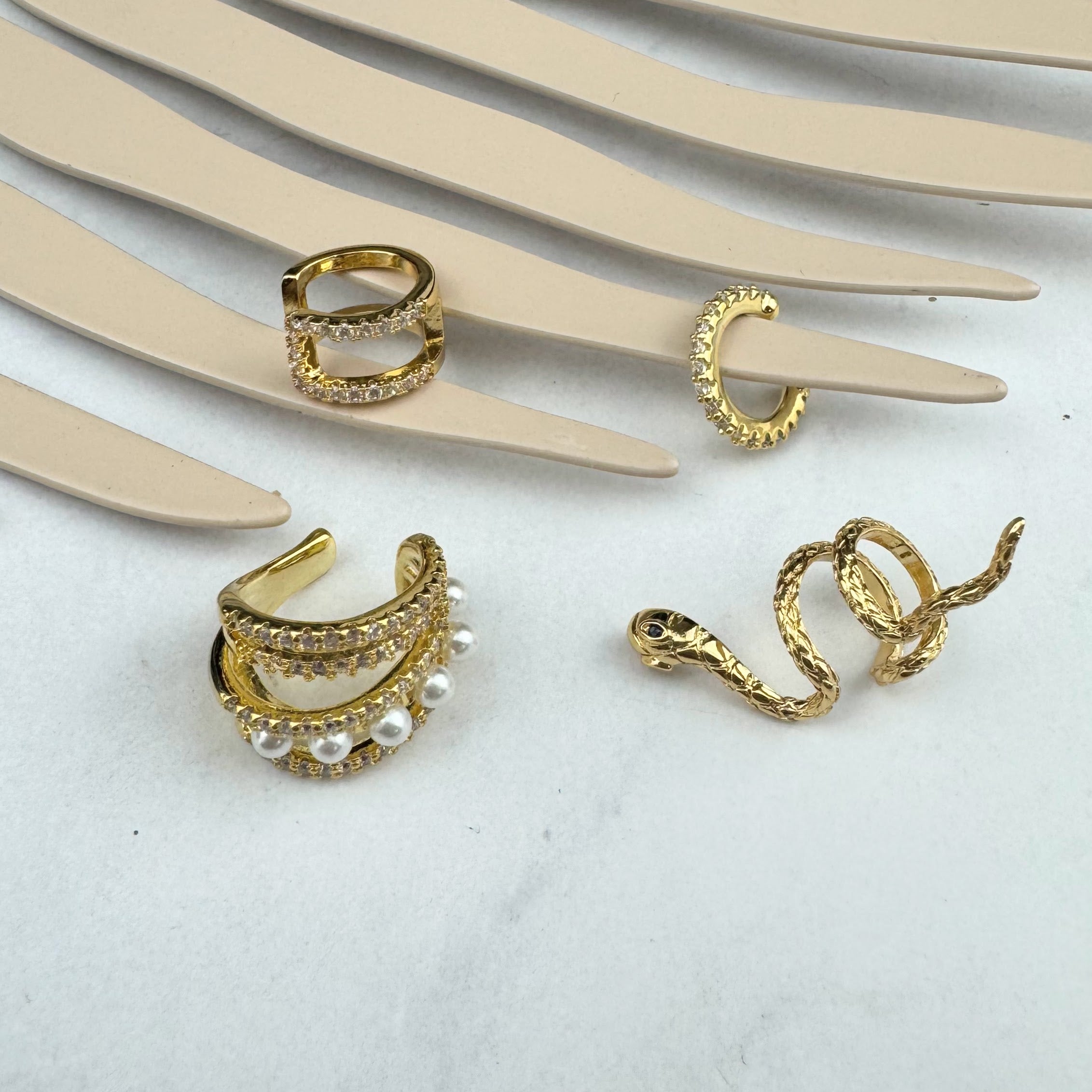 Earcuff Plata 925 con Chapa de Oro