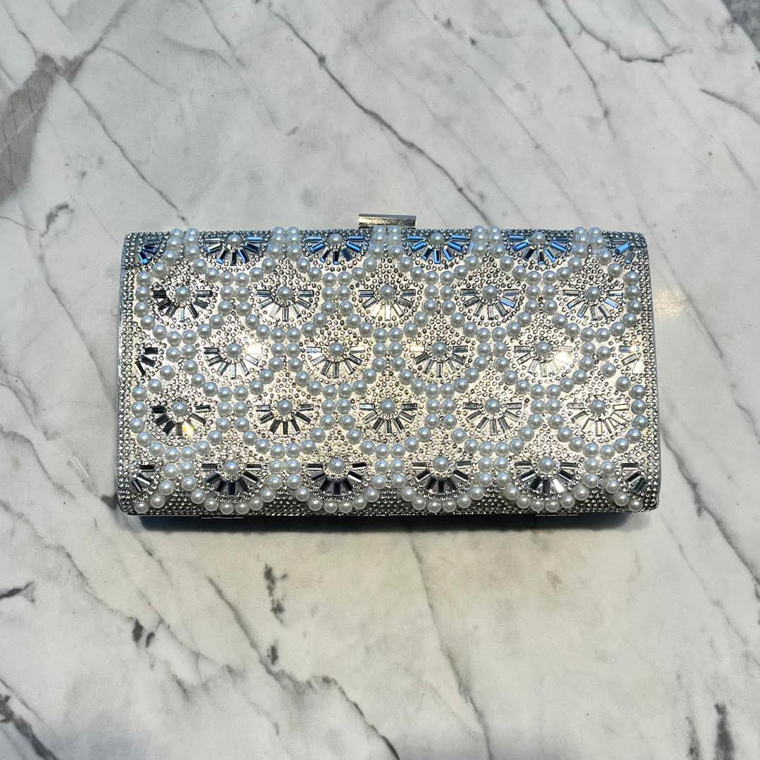 Bolsa Plateada Cristales con Perla Abanico