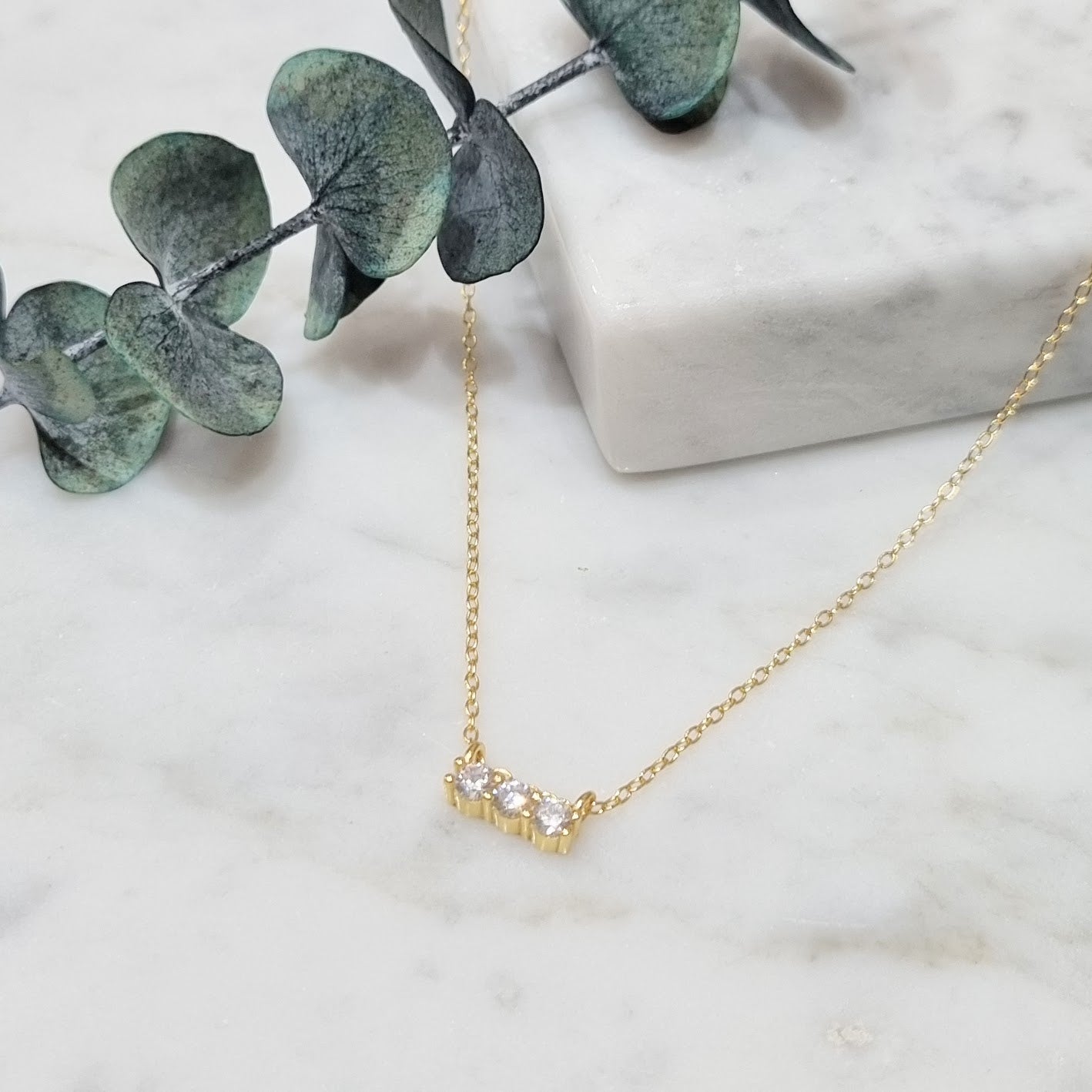 Collar Plata 925 chapado en oro 18K 3 Zirconias