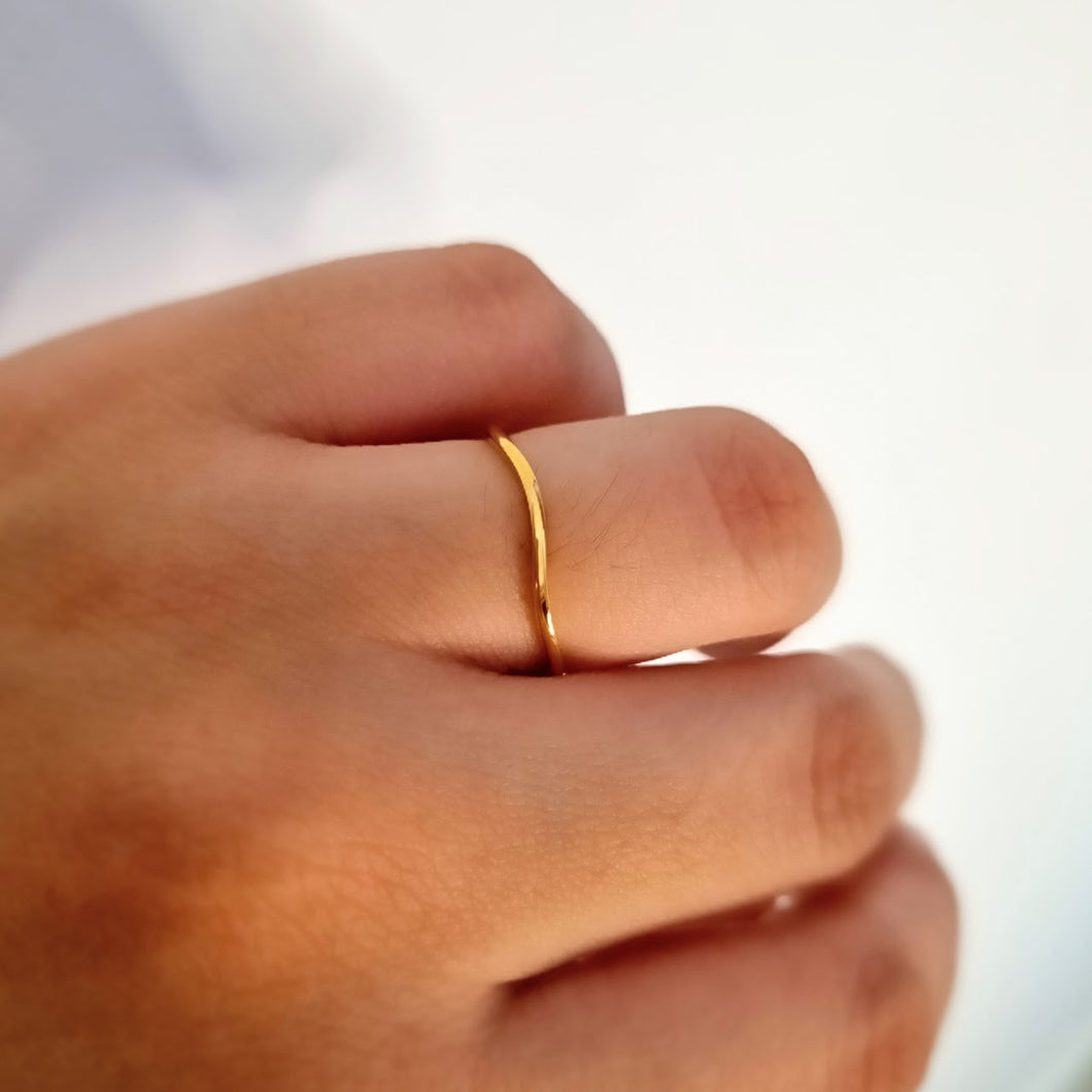 Anillo Chapa de Oro 14K Ondas