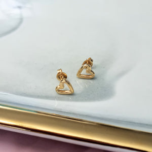 Aretes Chapa de Oro Corazon Silueta