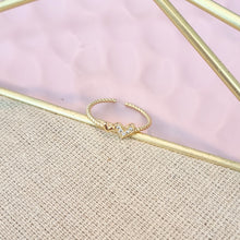 Cargar imagen en el visor de la galería, Anillo Chapa de Oro 2 Corazones Ajustable