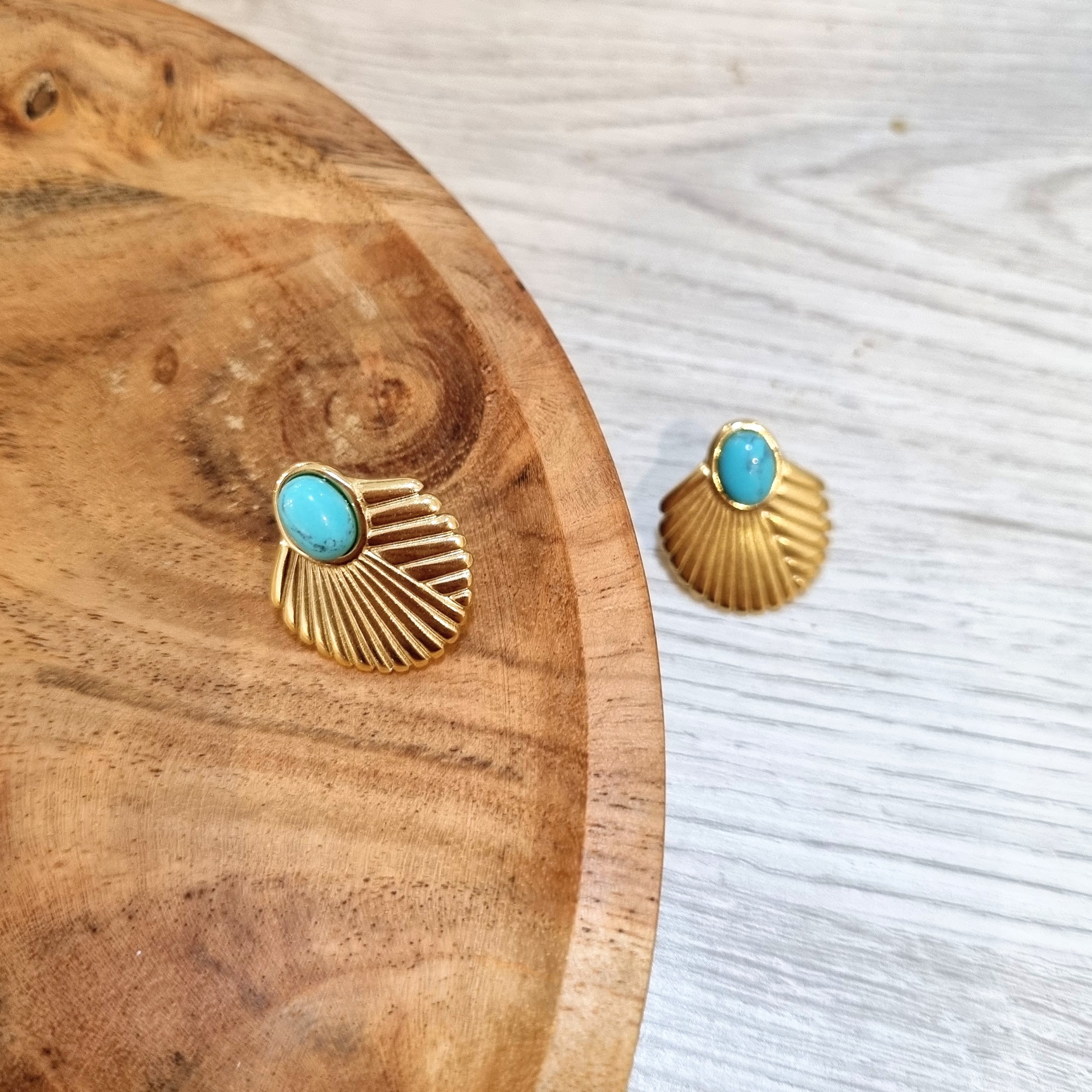 Aretes Acero Inoxidable Concha con Turqueza