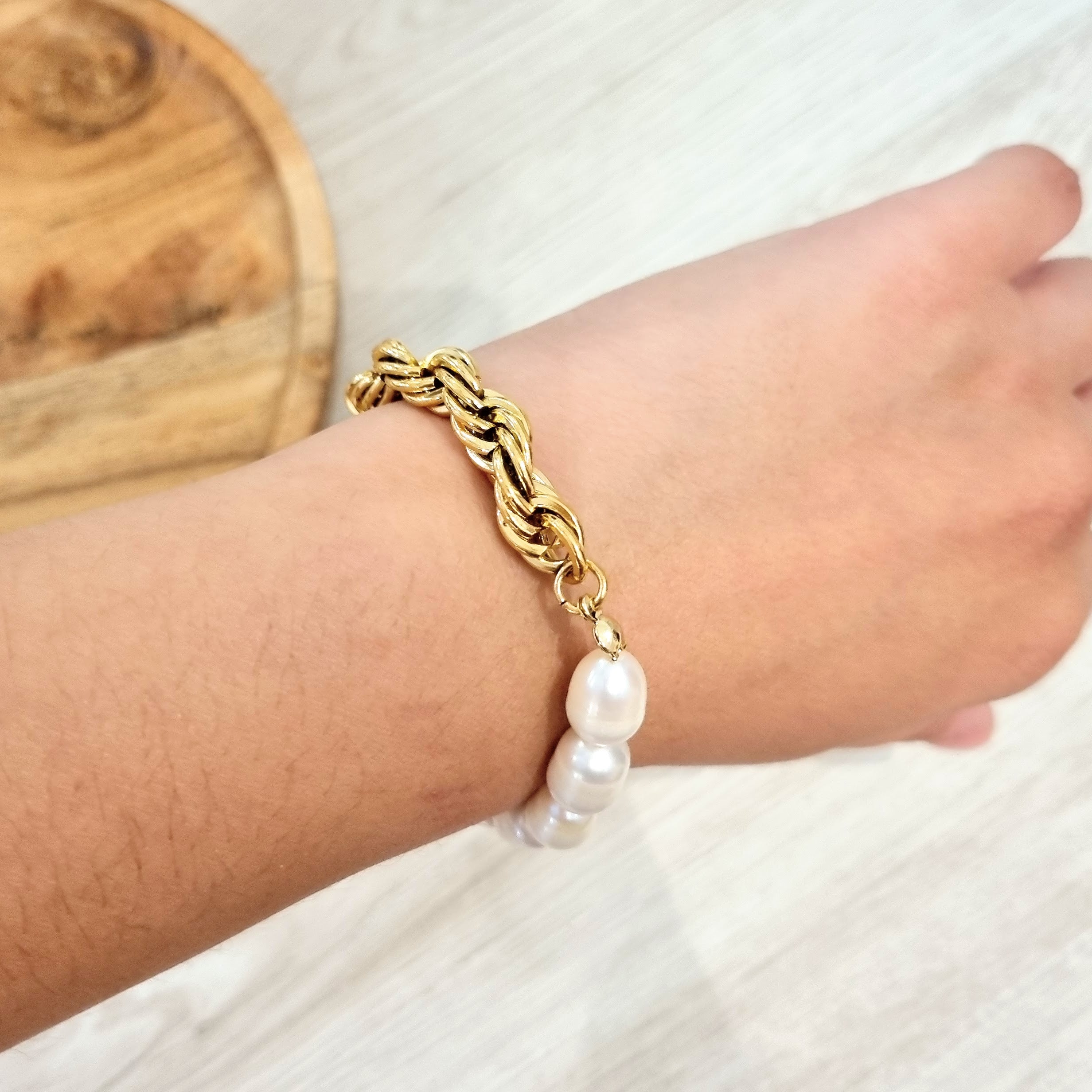 Pulsera Acero Inoxidable Chapado en Oro Perlas Torsal