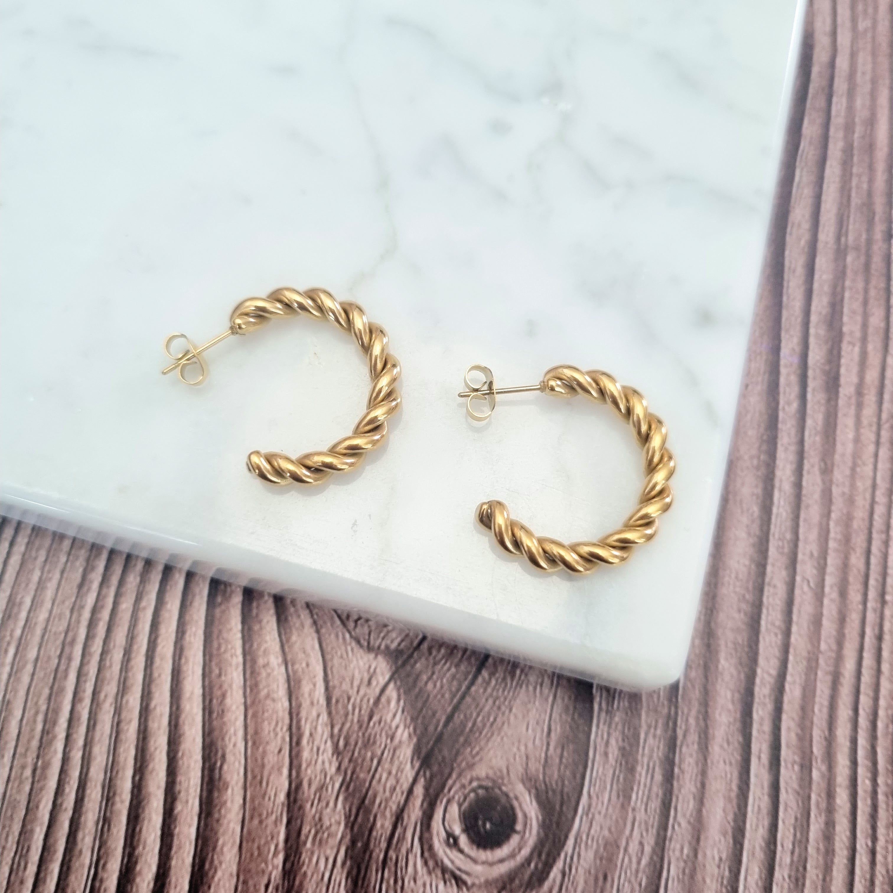 Arracadas Acero Inoxidables Torcidas Chicas