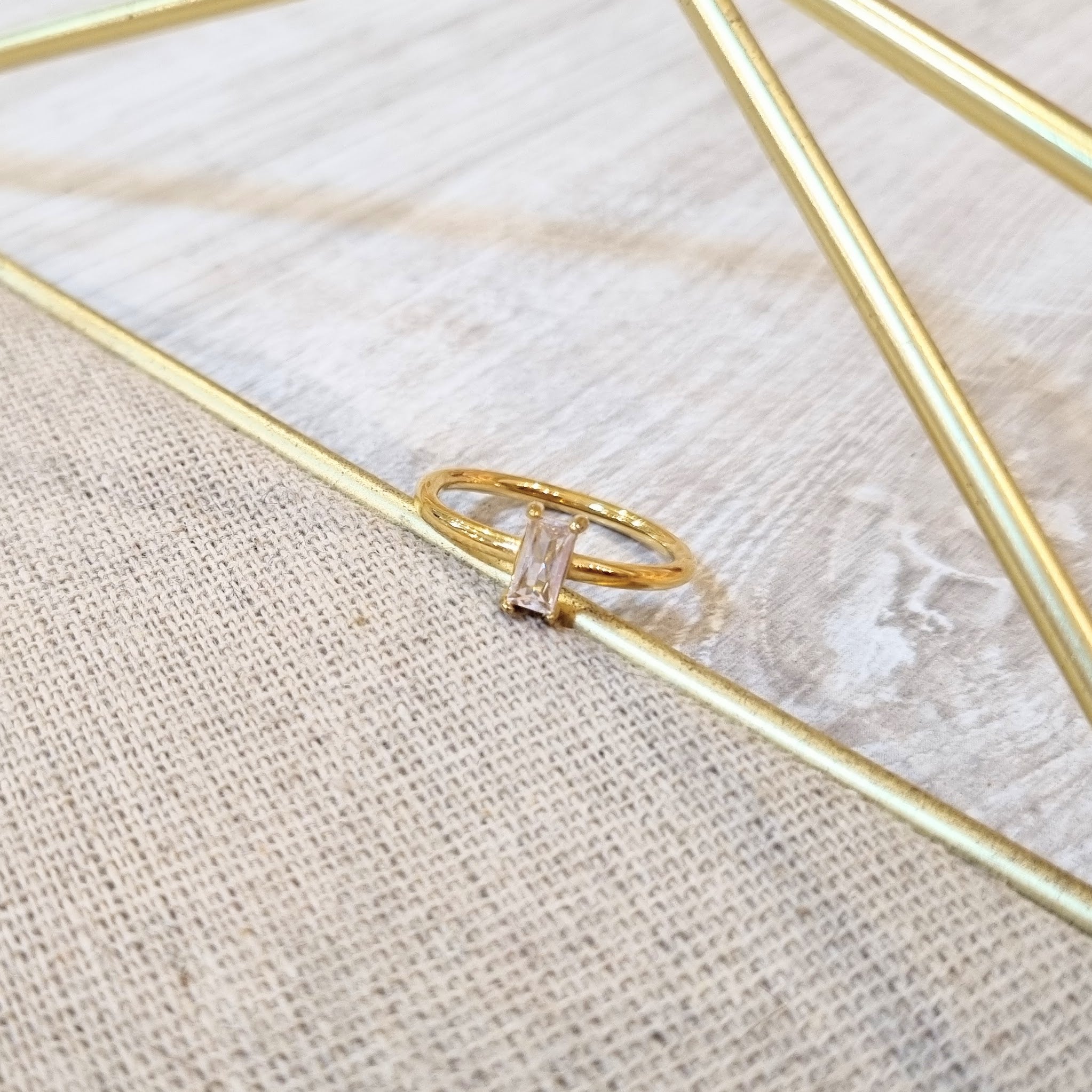 Anillo Acero Inoxidable Baguette Transparente