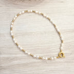 Collar Chapa de Oro 2 Bolitas con 2 Perlas de Rio