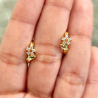 Huggies Plata 925 con Chapa de Oro Flores