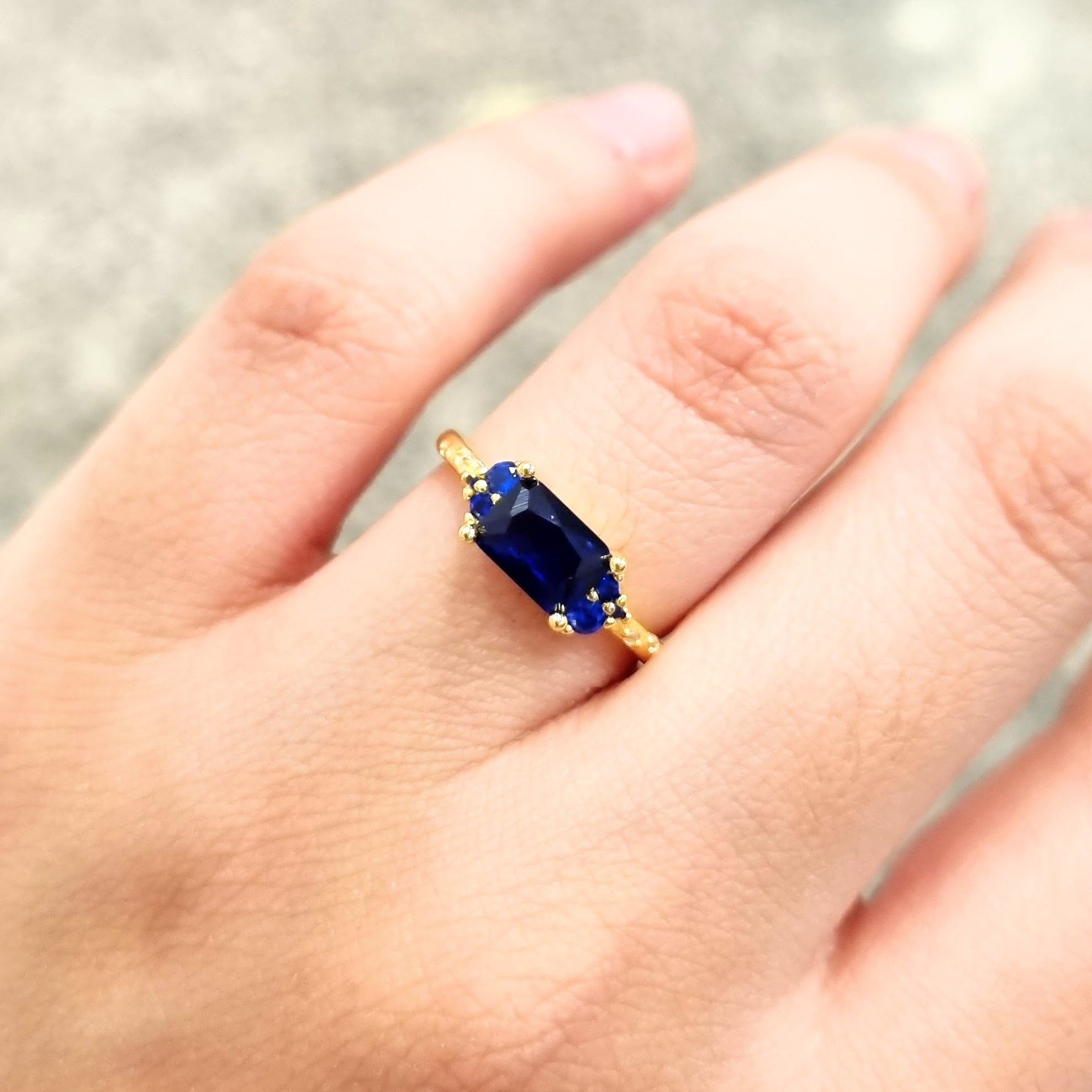 Anillo Plata 925 con Chapa de Oro Baguette Azul