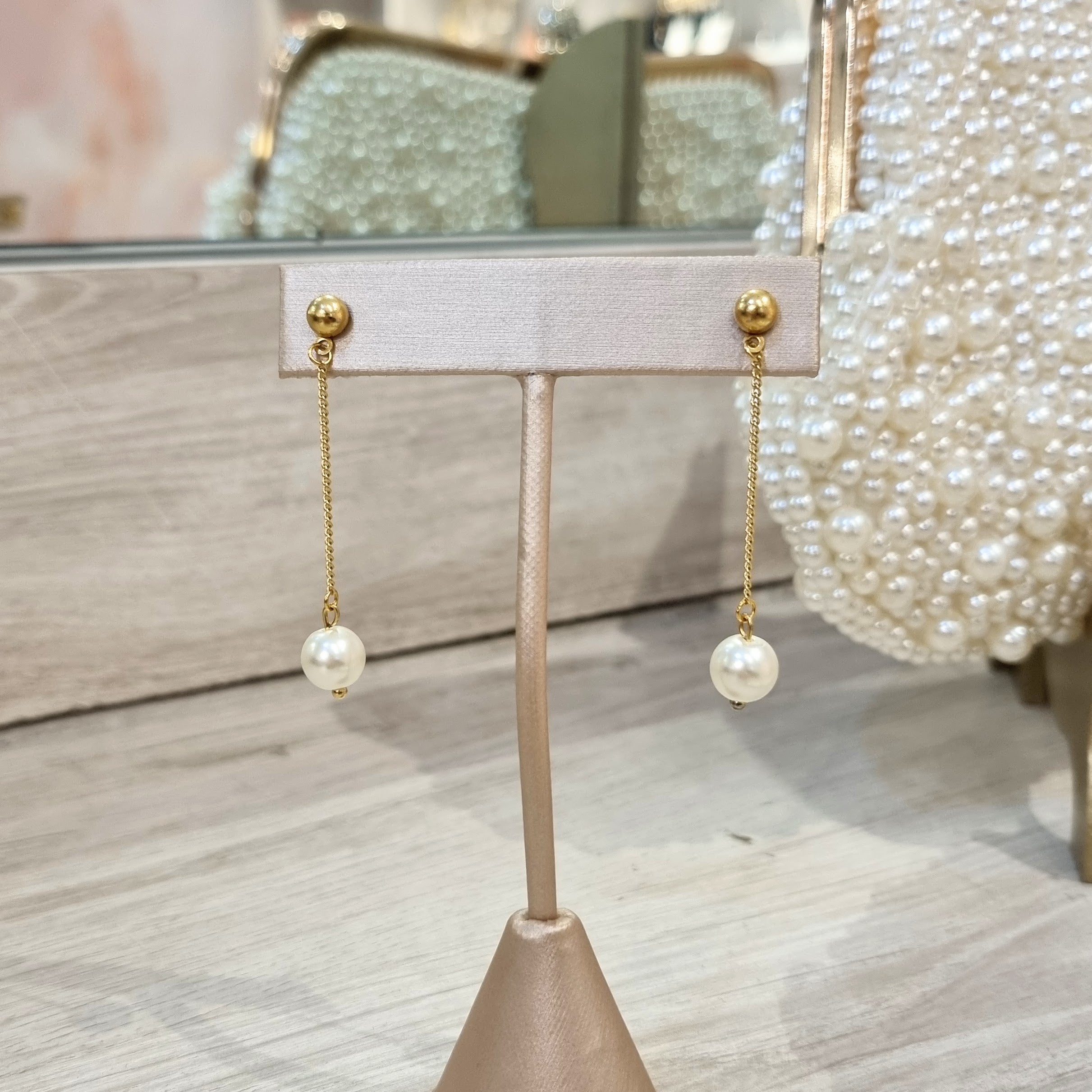 Aretes Chapa de Oro Cadena con Perla Cristal