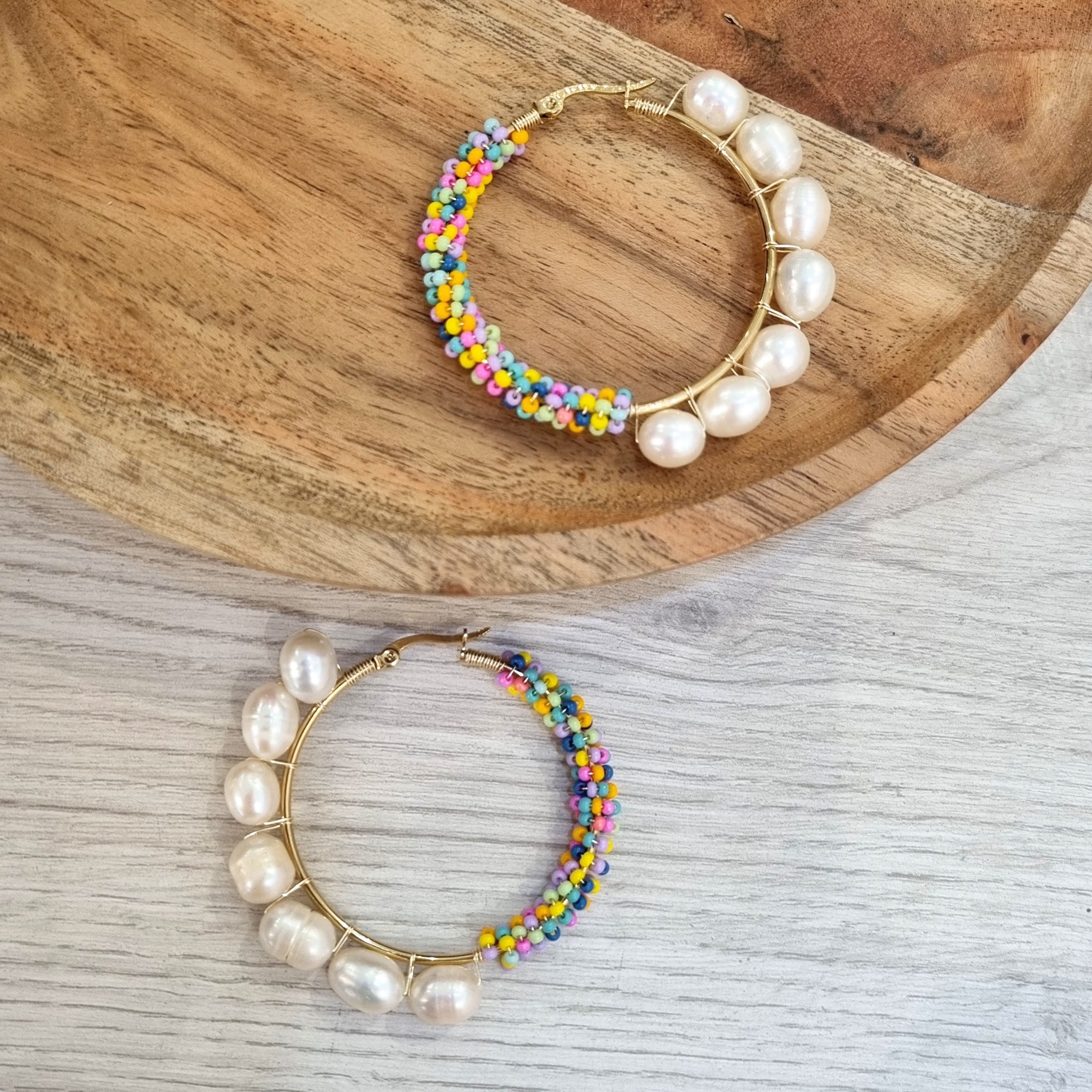 Arracadas Chapa de Oro con Chaquita y Perlas