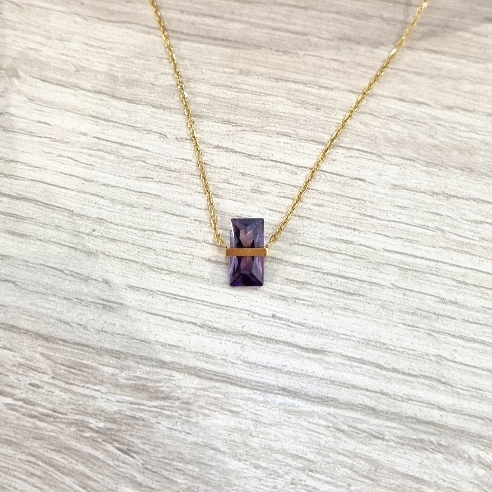 Collar Acero Inoxidable Baguette Morado