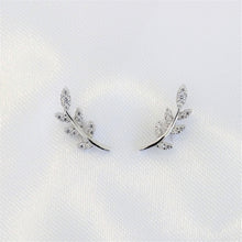 Cargar imagen en el visor de la galería, Aretes Plateados Hojitas Plata .925