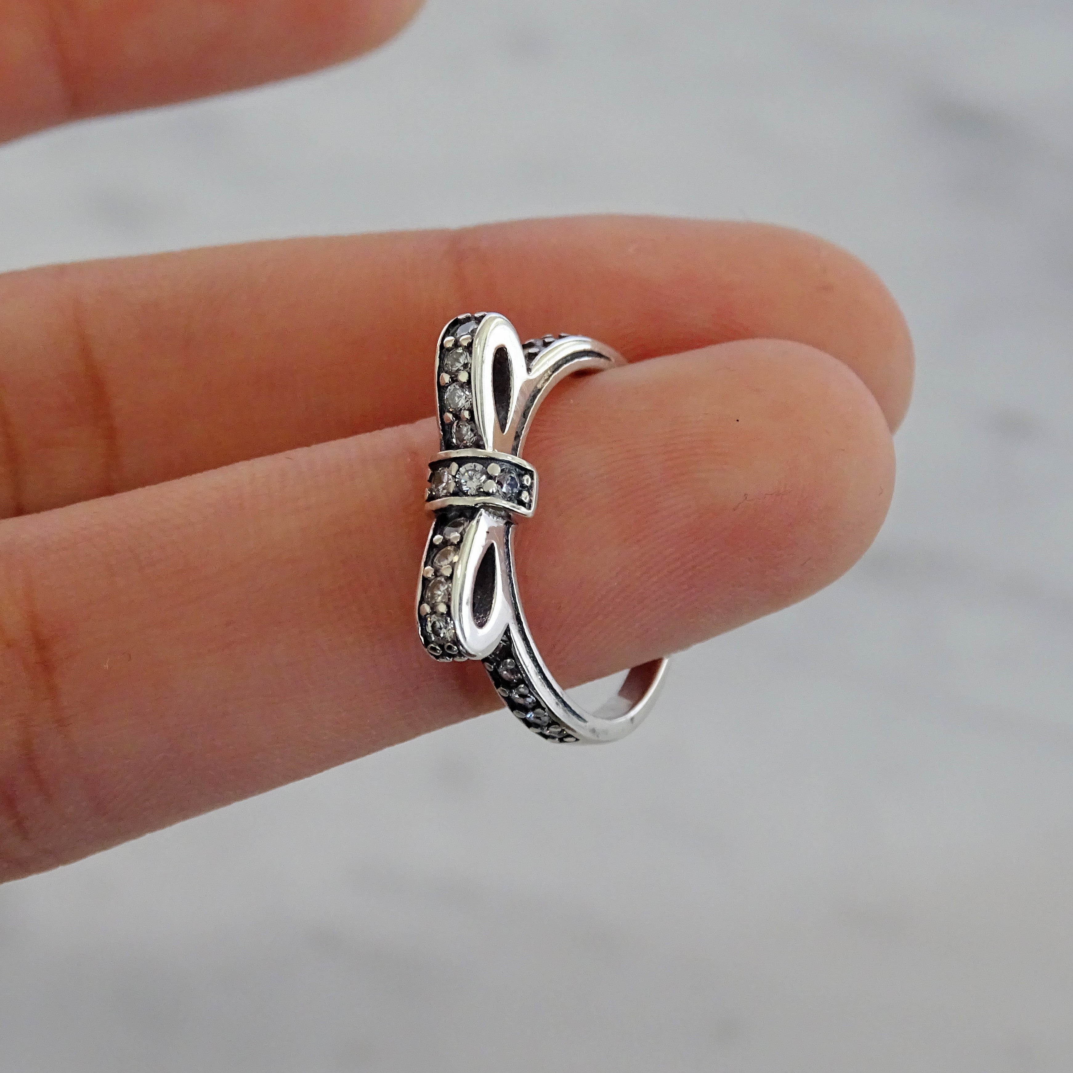 Anillo Plateado Moño Plata .925