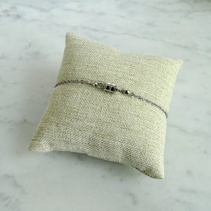 Pulsera Plateada Chapa de Oro