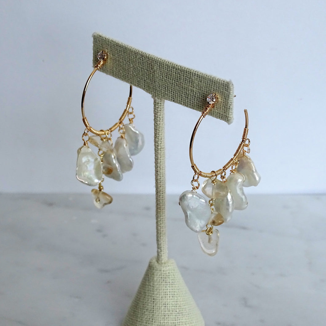 Aretes Dorados con Perlas Chapa de Oro