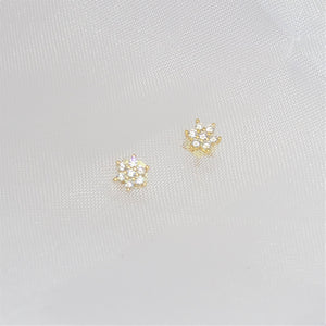 Aretes Dorados Flor Mini